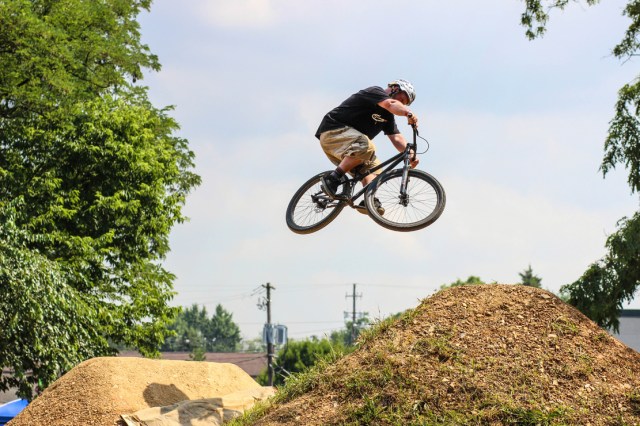 The TRA Grindlab Jam is more than just comps and 20 inchers - Erik Williams enjoys some air time on the big bike during the jam. (Photo: Troy Zeigler / Elevated Visuals)