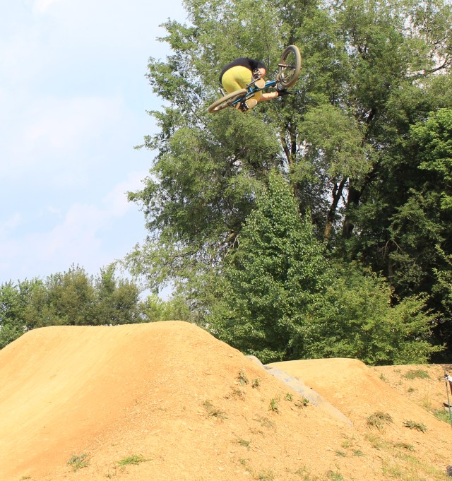 You can never have too many shots of Jordan Prince's 360 tables. He had as many outfits for the contest as he did tricks including everything from no handed 360's to tailwhips. (Photo: Nilo Hodge / ECD)
